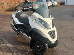 PIAGGIO MP3 400 IE – BAUJAHR 2011 – WEIß – PKW-FÜHRERSCHEINFÄHIG