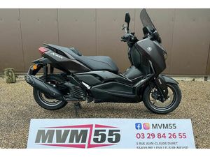 YAMAHA X-MAX 125 2024