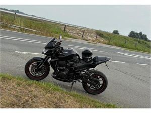 KAWASAKI Z 750 BLACK EDITION