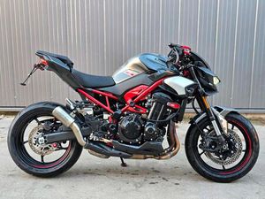 KAWASAKI Z 900 2025 PERFORMANCE RAXIMO SONDERMODELL BODIS A2