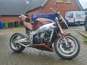 KAWASAKI ZXR750 STREETFIGHTER (BASTLER)