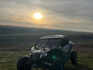 CAN-AM MAVERICK X3 MAVERICK X3 RC
