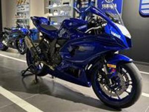 YAMAHA YZF R7 - 2025