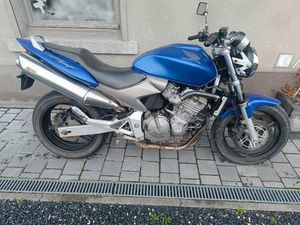 ② HONDA HORNET 600