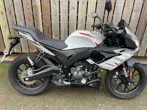 APRILIA TUONO 125 EURO 5 124 CC