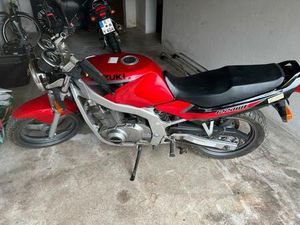 SUZUKI GS 500E