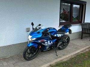 SUZUKI GSX R 125