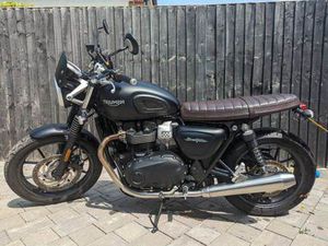 TRIUMPH STREET TWIN, 3.1K MILES, MATT BLACK