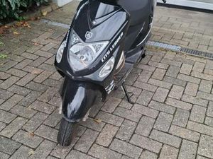 ICH VERKAUFE EINEN ALPHA MOTORS CITY LEADER MOTORROLLER 25 KMH
