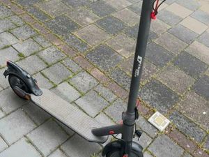 E- SCOOTER ROLLER