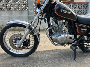 SUZUKI GN 250 →