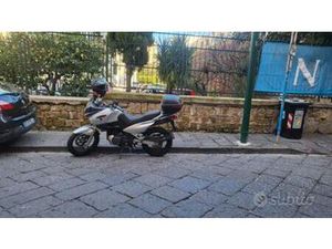 SUZUKI XF FREEWIND 650 - 1998