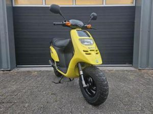 PIAGGIO TPH 2T 80CC NL A1 BJ 1995 LIME GEEL 3912KM TOPSTAAT! — MOTOREN | PIAGGIO — MARKTPLAATS
