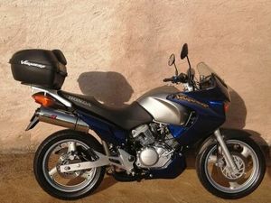 VENDS MOTO HONDA VARADERO