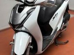 HONDA SH 125I - 2020 PARAVENTO BAULETTO ABS