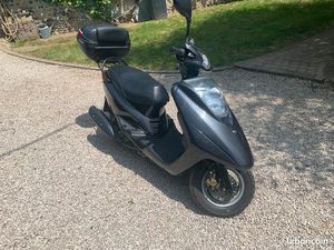 SCOOTER 125 MBK