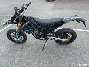 VENTE DE 50 CC MOTOS