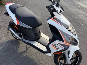 VENDS MC5 TRÈS BON ÉTAT