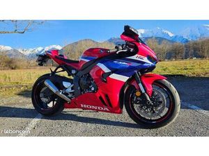 HONDA CBR 1000 FIREBLADE
