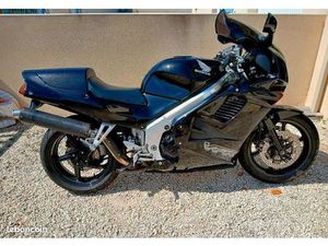 HONDA VFR 750 RC36 II