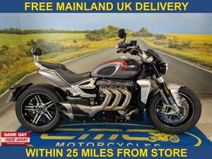 TRIUMPH ROCKET III GT