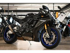 2020 YAMAHA R1M