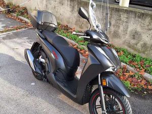 HONDA SH 350I SPORT NERO