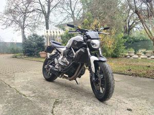YAMAHA MT-07 BIANCO