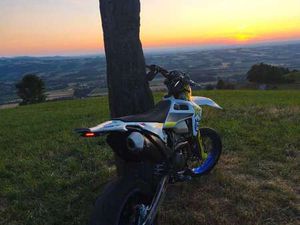 ROCKSTAR 350 SUPERMOTO