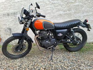 VENDS MOTO MASH + 2 CASQUES ARAI