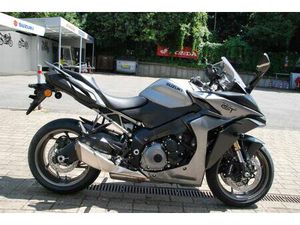 SUZUKI GSX-S1000GT TRAVEL EDITION