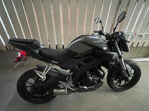 YAMAHA MT-125