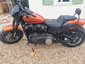HARLEY DAVIDSON FAT BOB