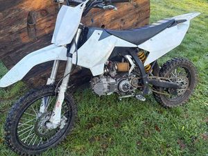 DIRT 160 YCF BIGY