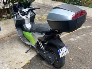 SCOOTER ÉLECTRIQUE BMW