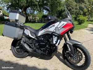MOTO MORINI X-CAPE 650 AVEC OPTIONS
