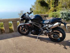 1050 SPEED TRIPLE RS