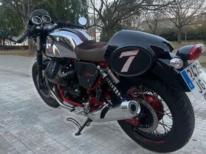 MOTO GUZZI - V7 II RACER