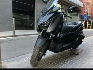 YAMAHA - XMAX