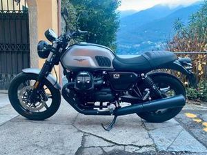 MOTO GUZZI V7 STONE
