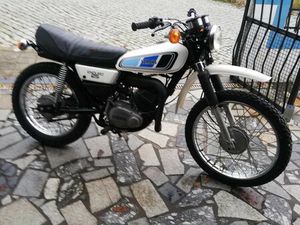 YAMAHA DT 125 ENDURO