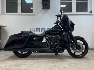 HARLEY DAVIDSON STREET E GLIDE ROAD GLIDE 6.5 GT ALL IN BLACK