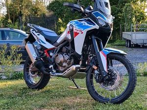 AFRICA TWIN MÉCA 2025 SE