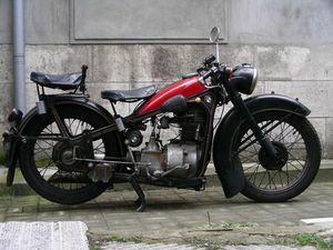 ПРОДАВАМ РЕТРО МОТОЦИКЛЕТ BMW R35 ГР. ВАРНА ЦЕНТЪР