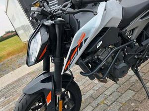 KTM DUKE 790 2023