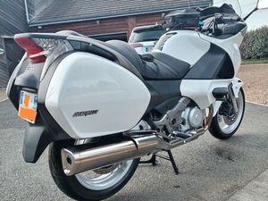 HONDA DEAUVILLE NT 700
