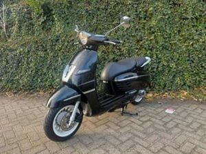 PEUGEOT DJANGO HERITAGE 45KM SCOOTER NETTE ST BETAAL MET IN3 — SCOOTERS | PEUGEOT — MARKTPLAATS
