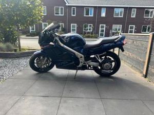 HONDA VFR 750 TOERMOTOR - BETROUWBAAR EN COMFORTABEL — MOTOREN | HONDA — MARKTPLAATS