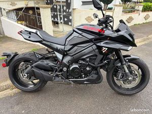 SUZUKI GSXS 1000 KATANA