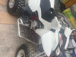 VEND QUAND 450 TRITON